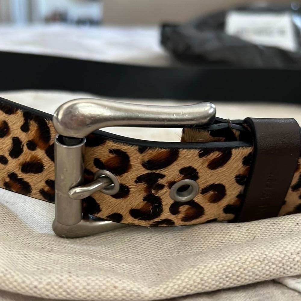 Nine West belt size Large